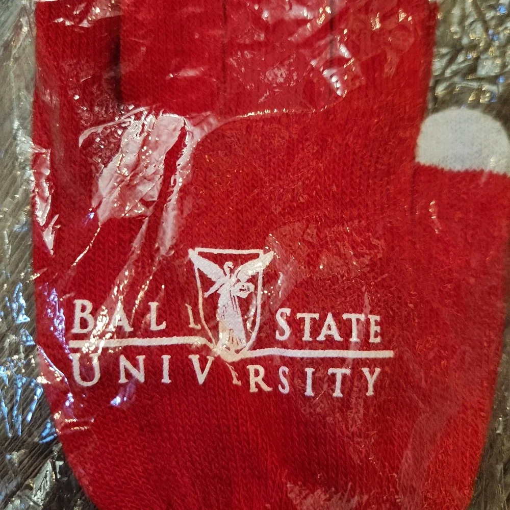 Ball State University Red Knit Gloves Collegiate BSU Cardinals Indiana College